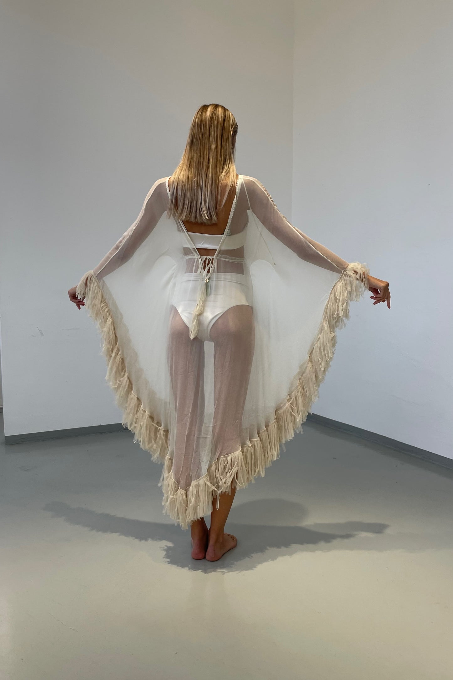 Swan Voile Ivory